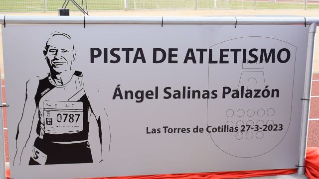 Las Torres de Cotillas estrena la nueva pista de atletismo 'Ángel Salinas'