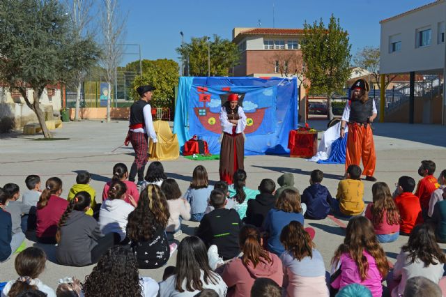 Cuentos infantiles en el colegio San José para trabajar la igualdad de género