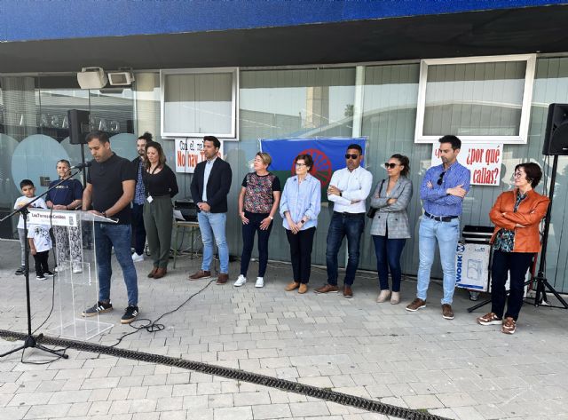 La comunidad gitana de Las Torres de Cotillas celebra su día