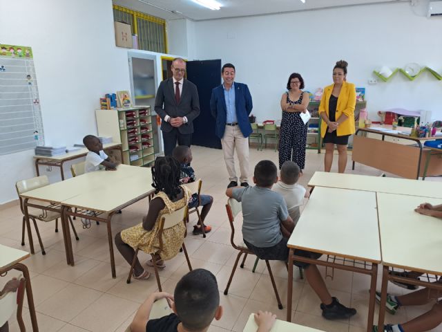 Los colegios Vista Alegre y Valentín Buendía de Las Torres de Cotillas estrenan comedor escolar con capacidad para 80 alumnos